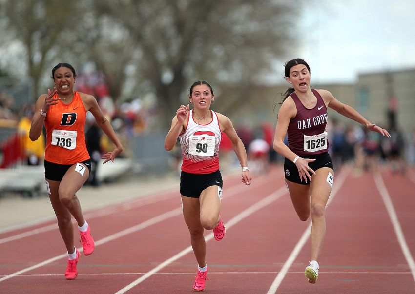 Arlingtonâ€™s Chloe Raw wins sprint events at Mount Marty Invitational
